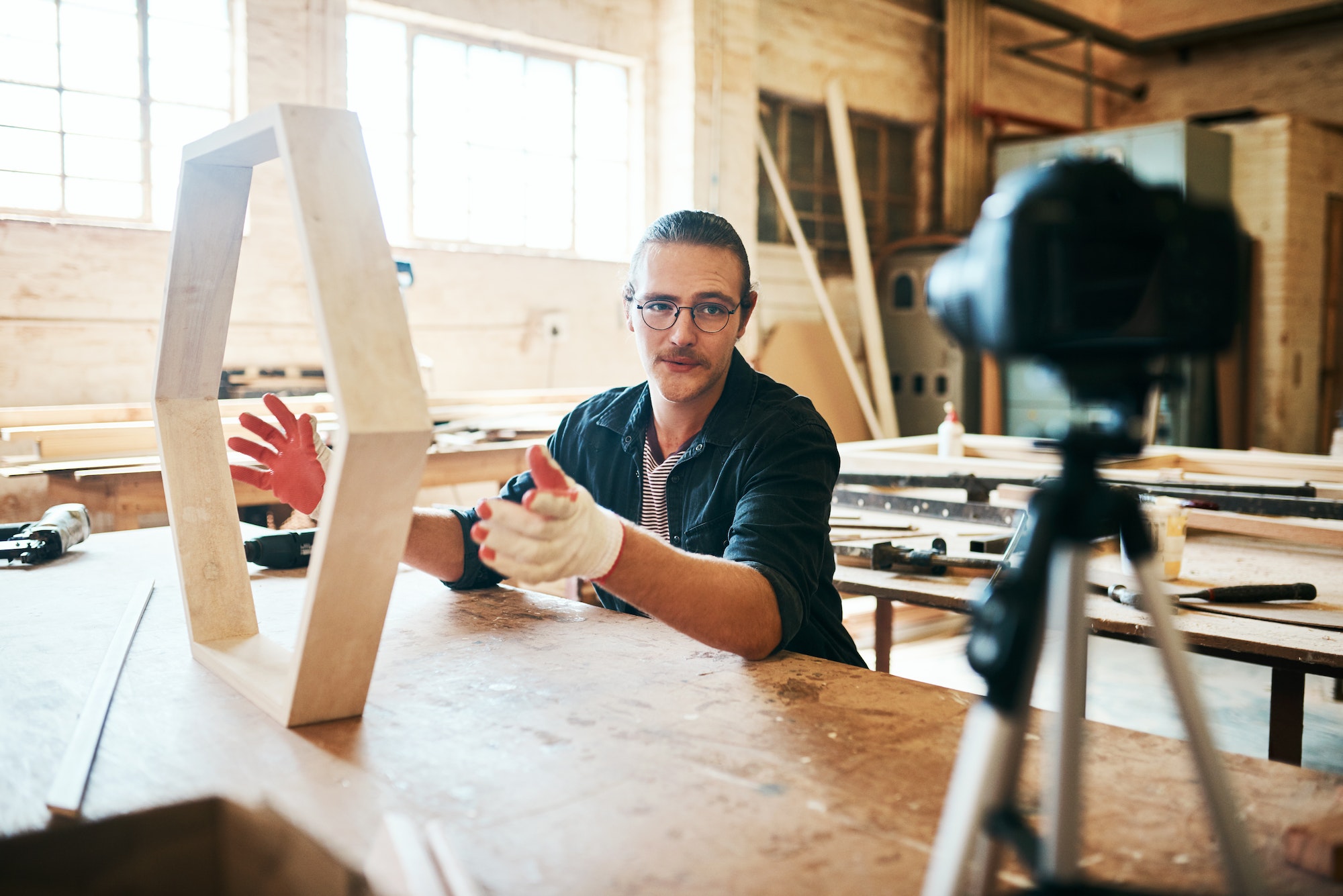 L’Engouement pour les Tutos et DIY : L’Instruction par la Vidéo