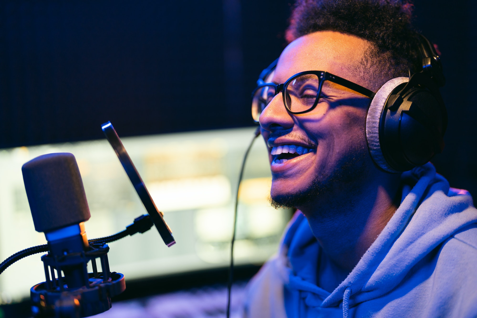 La Blockchain et la Musique : Comment le NFT Transforme l’Industrie Musicale